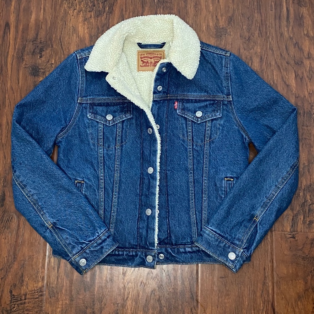 Levi’s Denim Jacket w/ Sherpa Lining - Picture 2 of 4